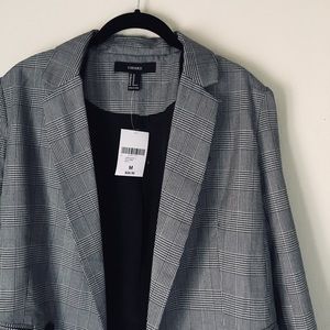 NWT 〰️ Plaid blazer